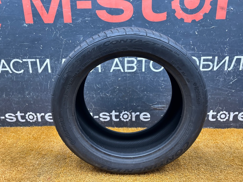 Шина летняя 235/45R17 Continental Extreme Contact DWS06 (б/у)