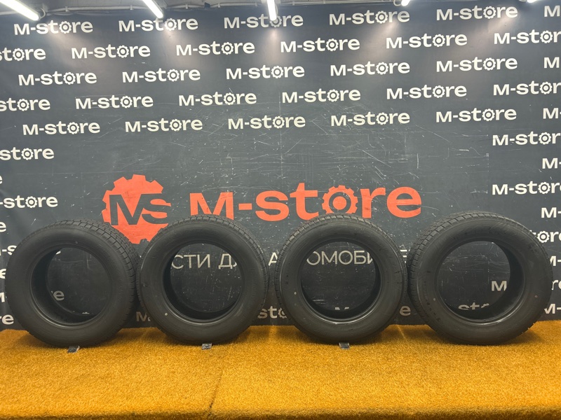 Комплект из 4 Шин зимняя 235/65R17 Goodyear Ice Navi SUV (б/у)